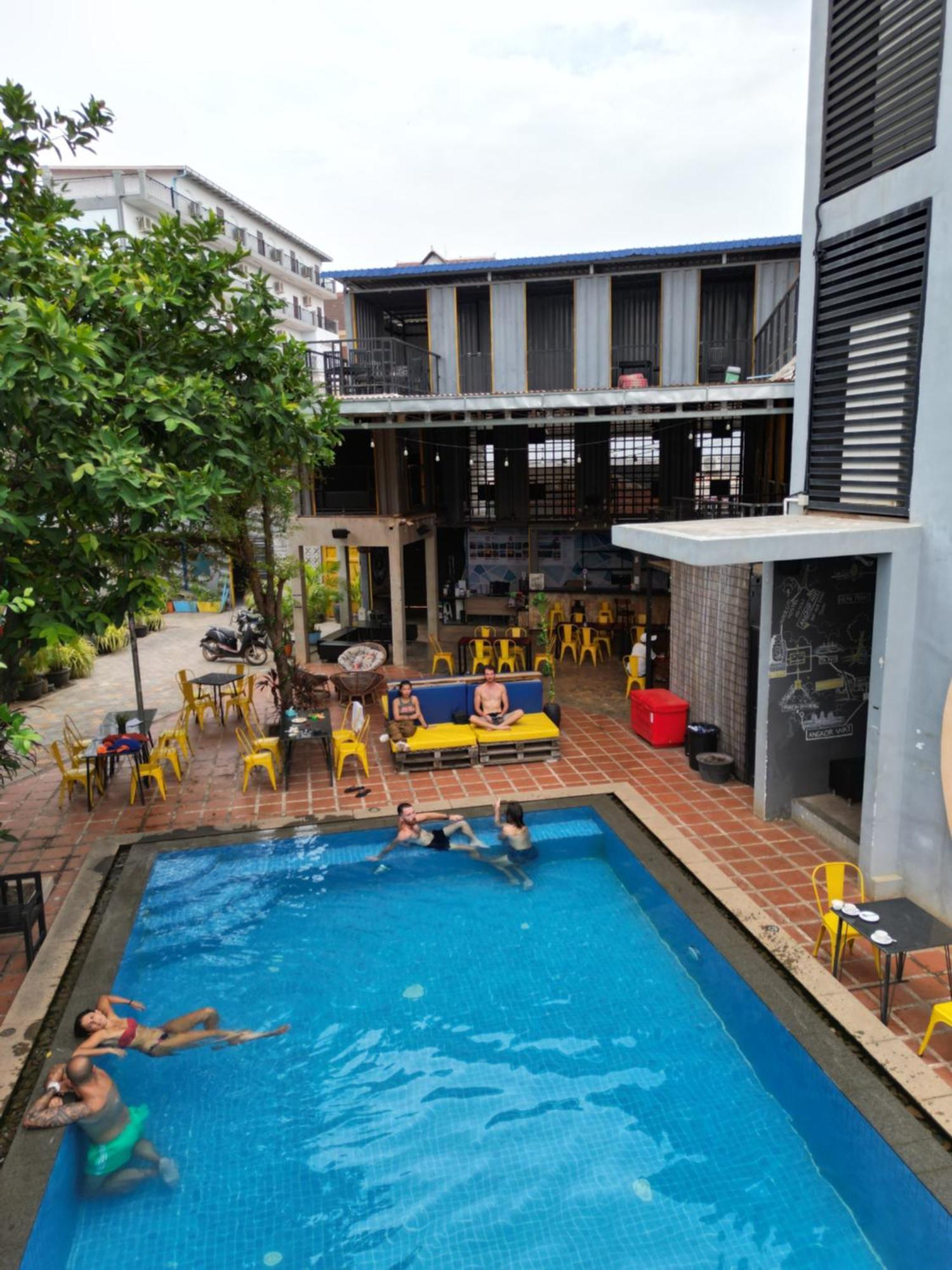 White Rabbit Hostel 暹粒 外观 照片